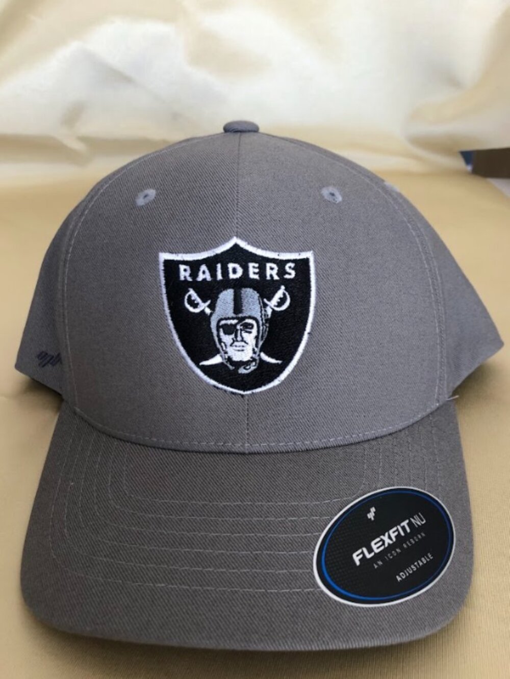 Las Vegas Raiders Grey FlexFit Snapback Hats!